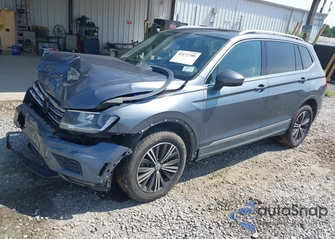 2019 Volkswagen Tiguan 2.0T Se/2.0T Sel/2.0T Sel R-Line/2.0T Sel R-Line Black z USA, uszkodzony, nr VIN 3VV3B7AX3KM144123